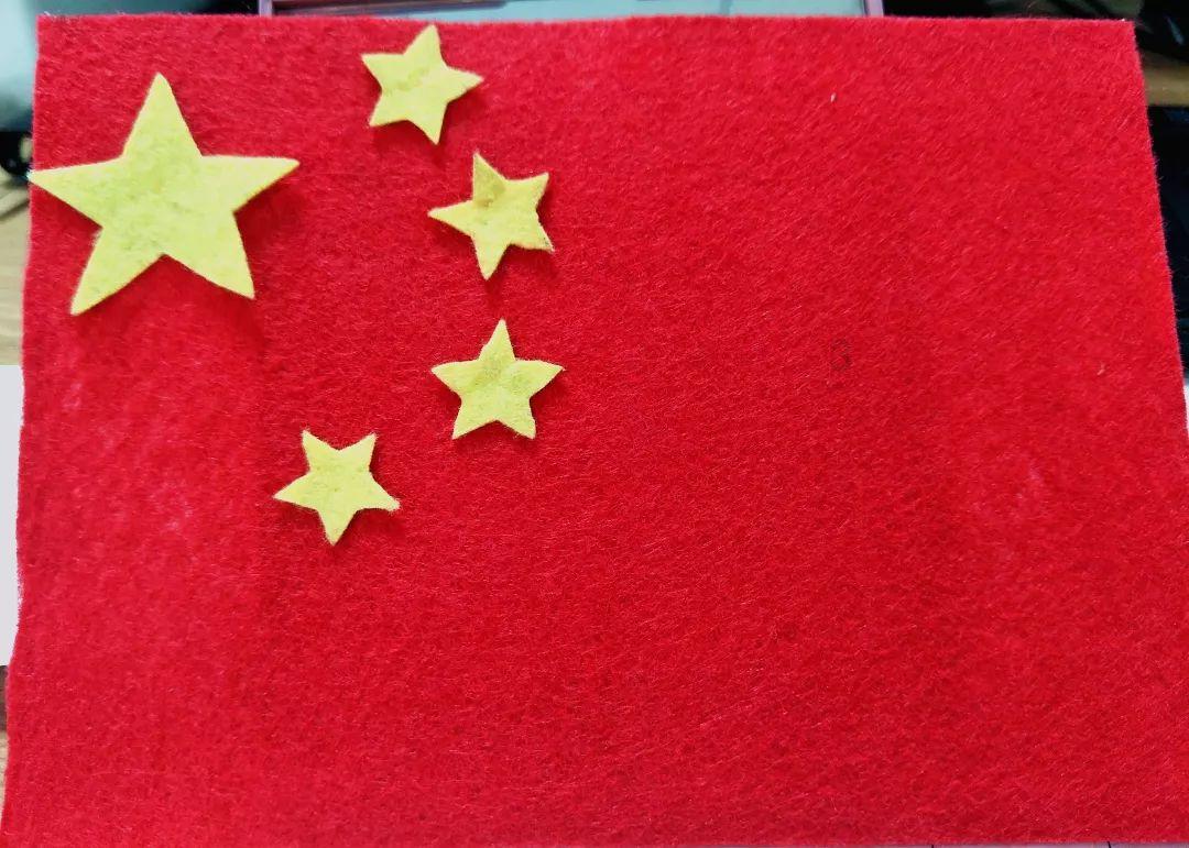 飞扬的独眼鸟